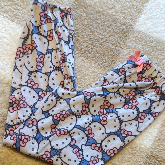 Hello Kitty Kids Pajama Set - Pink, Blue, White - Picture 8 of 11